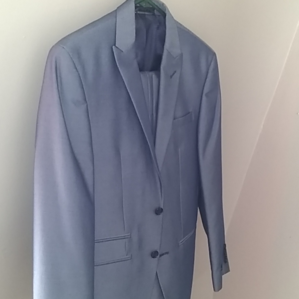 Men's suit